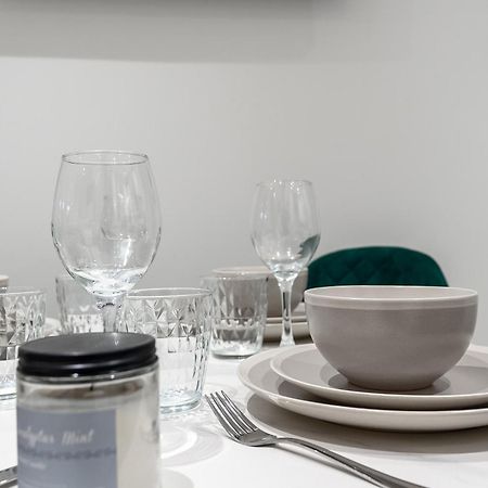 Beautiful Flat Near Central London - Entire Flat - Equipped Kitchen - Private Bathroom Kültér fotó