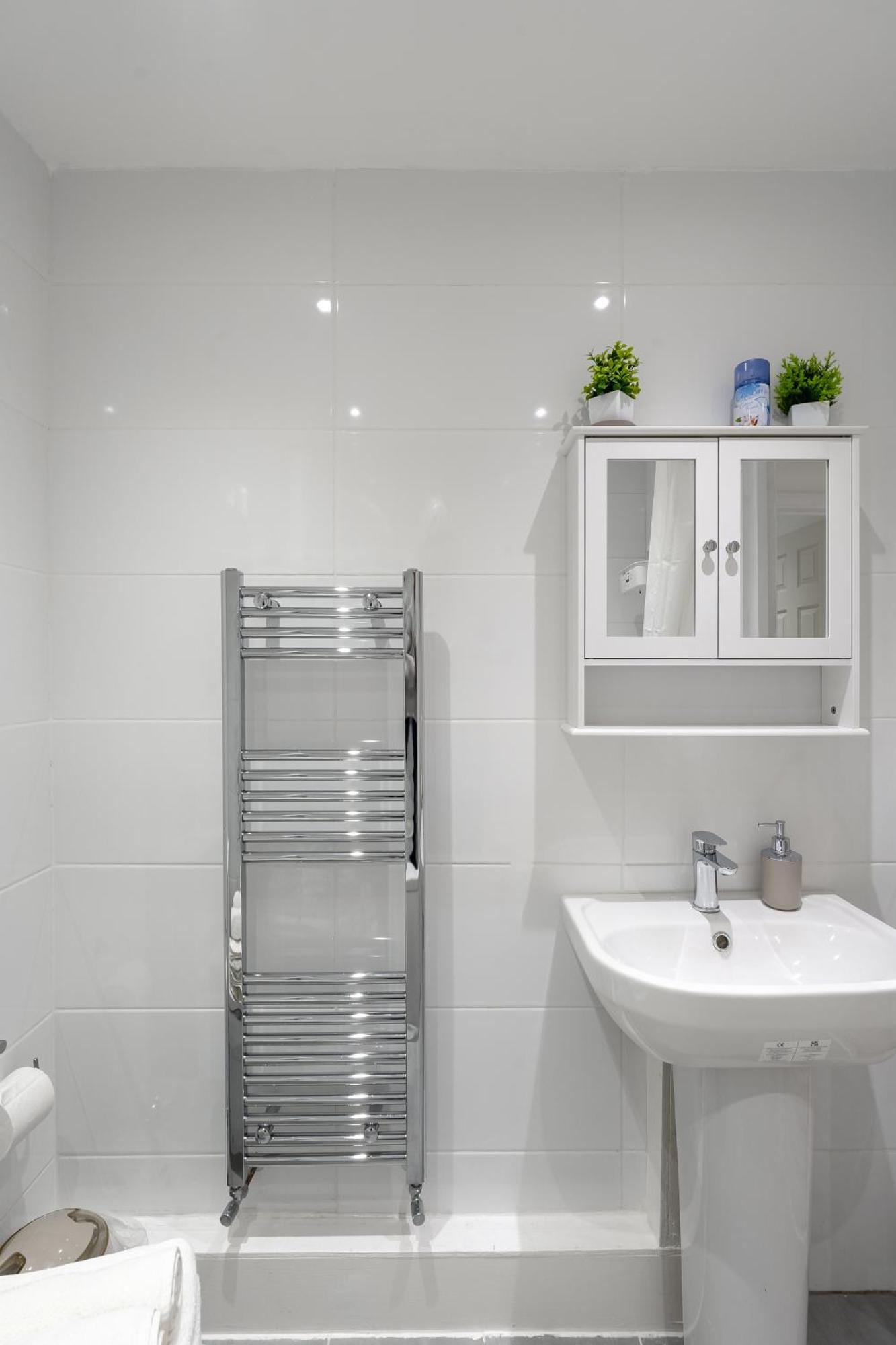 Beautiful Flat Near Central London - Entire Flat - Equipped Kitchen - Private Bathroom Kültér fotó