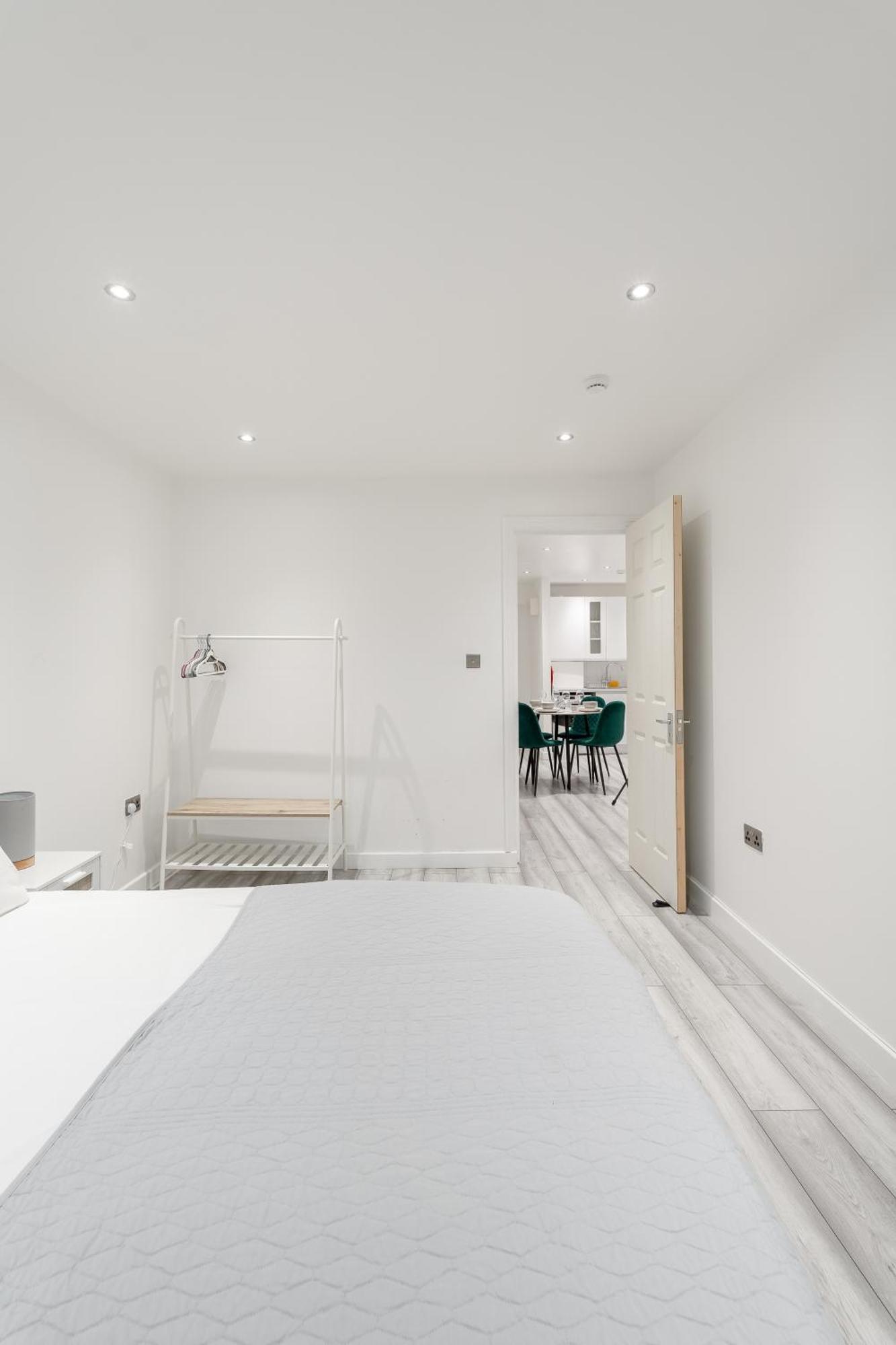 Beautiful Flat Near Central London - Entire Flat - Equipped Kitchen - Private Bathroom Kültér fotó